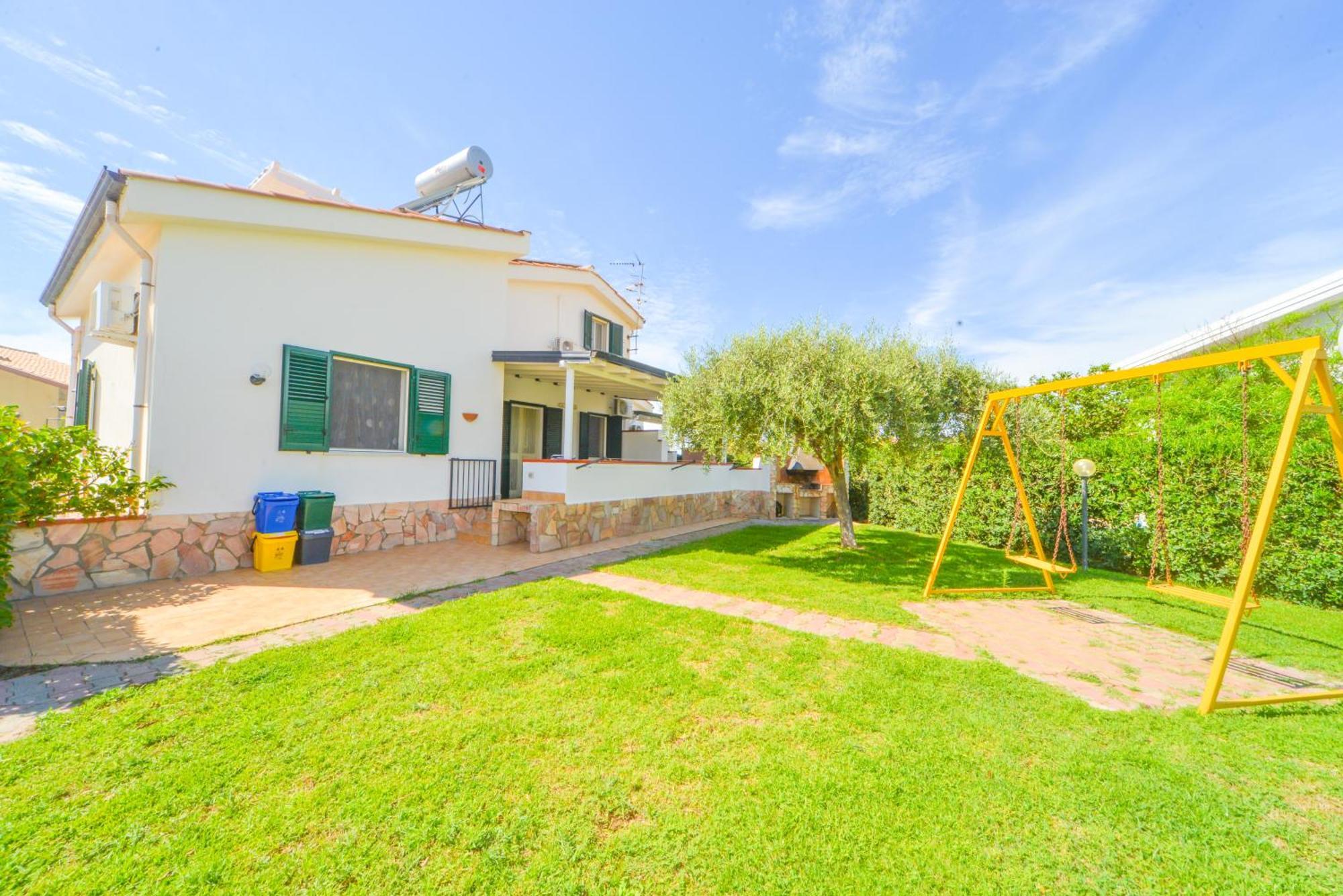 Case Vacanze Mare Nostrum - Villas In Front Of The Beach With Pool كامبوفيليتْشّي دي روتْشّي المظهر الخارجي الصورة